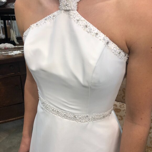 SAMPLE Choker Halter Wedding Dress, White A-Line Sexy, Chiffon Belted Beachy - Picture 3 of 15